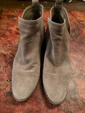 Dolce Vita Women's Suede Chukka Boots - Gray